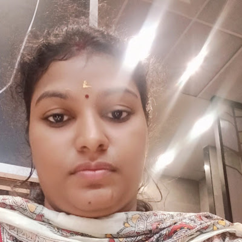 Meet your Posher, Iswariya